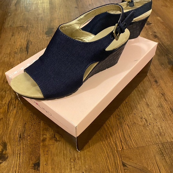 Summer Wedge Sandal ☀️Dark Denim sz 7 🔥 NWOT ☀️ - Picture 3 of 6